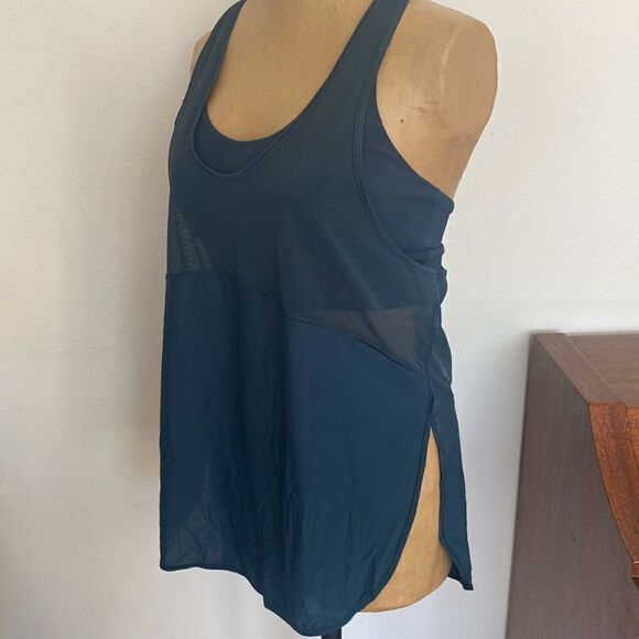 Lululemon sz 6 Twist Around Tank Jaded excellent like new condition tank… - Picture 2 of 12